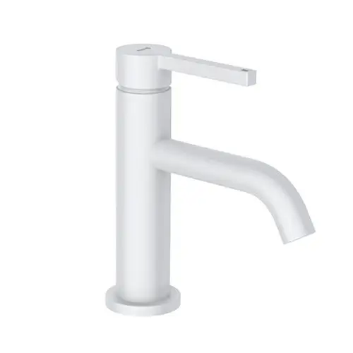 Waschtischarmatur von Kludi in mattem Weiß mit einem klaren, geraden Design und einem einzelnen Hebel zur Steuerung des Wasserausflusses.